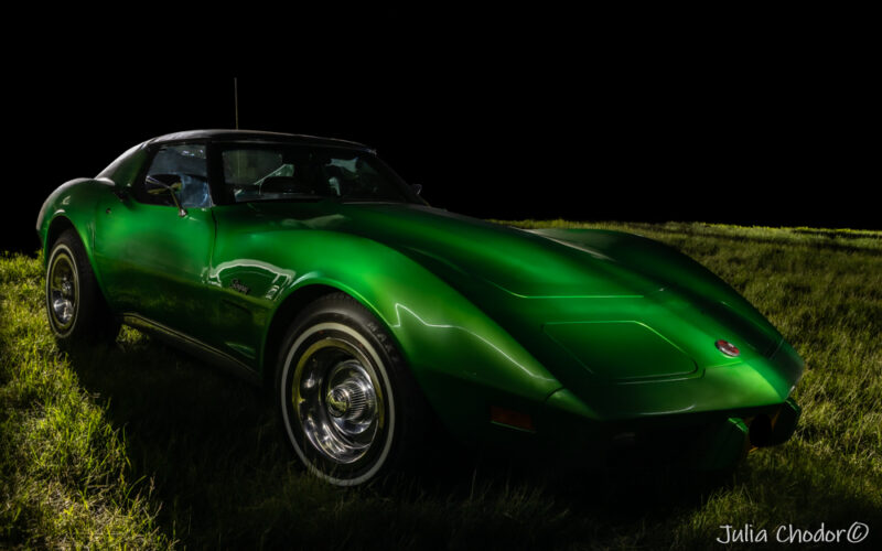 classic car, classic cars, American car, old car, samochód zabytkowy, American Cars Mania 2023, Chevrolet Corvette, photo: Julia Chodor