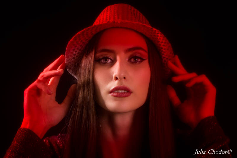 Sesja zdjęciowa w studio, Sesja kobieca, sesja artystyczna, fine art photo session. Photo: Julia Chodor