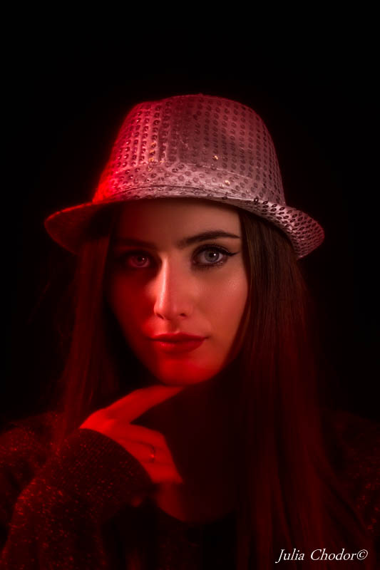 Sesja zdjęciowa w studio, Sesja kobieca, sesja artystyczna, fine art photo session. Photo: Julia Chodor