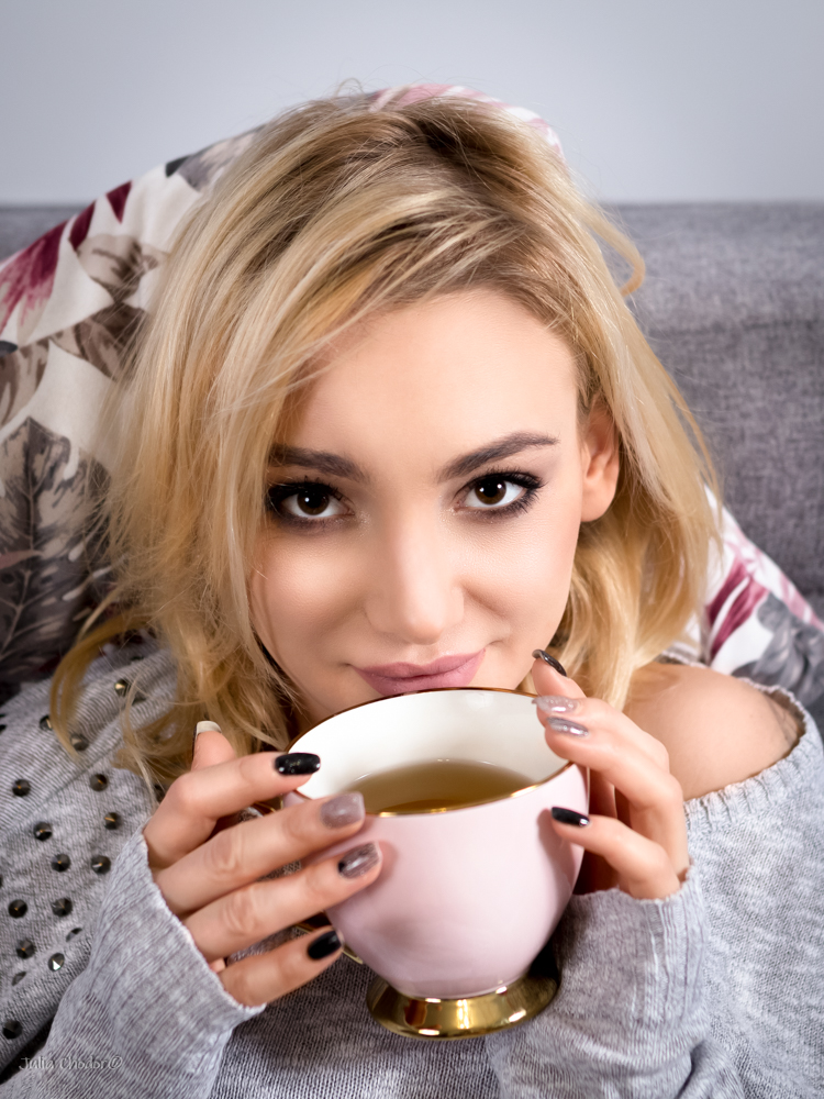 Sesja zdjęciowa w studio, Sesja kobieca, Sesja w apartamencie, Sesja w domu, Naturalna sesja kobieca, Photo: Julia Chodor