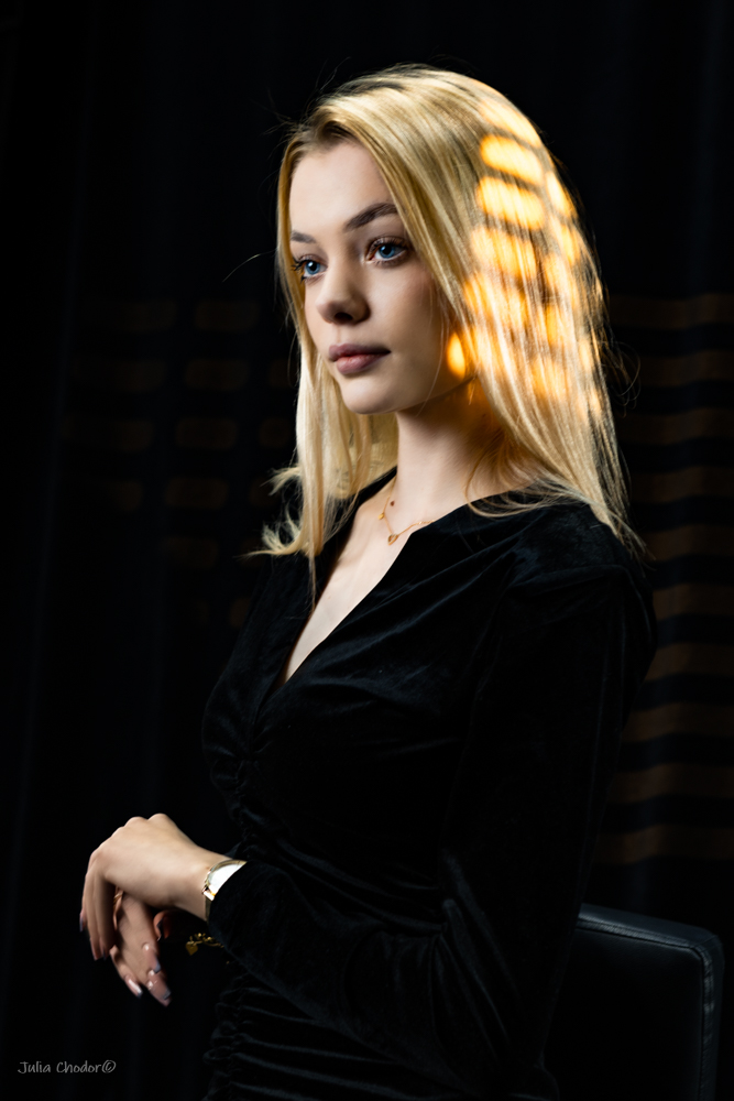 Sesja zdjęciowa w studio, Sesja kobieca, Sesja w apartamencie, Sesja w domu, Naturalna sesja kobieca, Sesja wizerunkowa, Photo: Julia Chodor