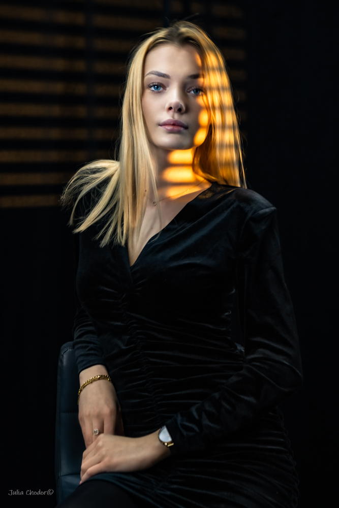 Sesja zdjęciowa w studio, Sesja kobieca, Sesja w apartamencie, Sesja w domu, Naturalna sesja kobieca, Sesja wizerunkowa, Photo: Julia Chodor